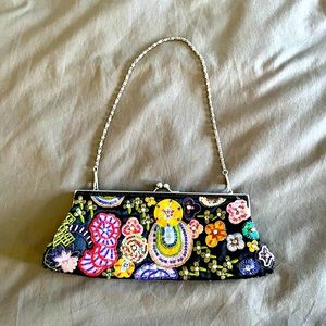 Chic and Decorative Spring Clutch